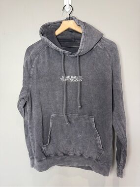 Noah Kahan Stick Season Tour Hoodie Gray Mineral Wash Graphic Size M